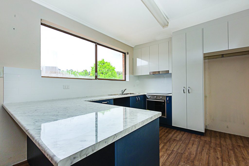 Laminate Benchtops Modern Kitchen Canberra